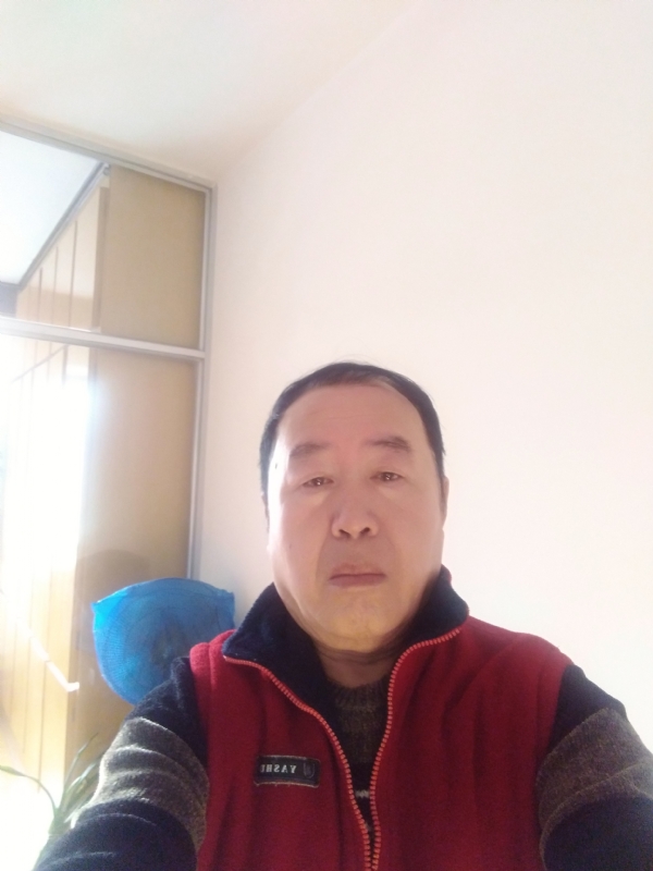 快乐的第一张照片--邢台相亲服务中心