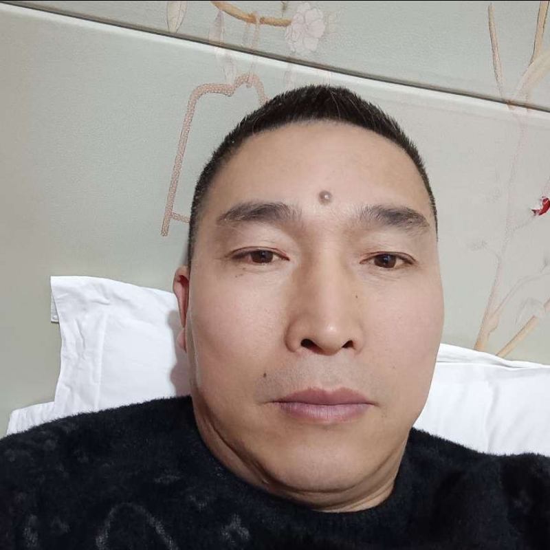 痴情男的第二张照片--邢台相亲服务中心