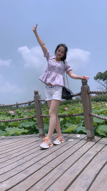 秋水伊人的第二张照片--邢台相亲服务中心