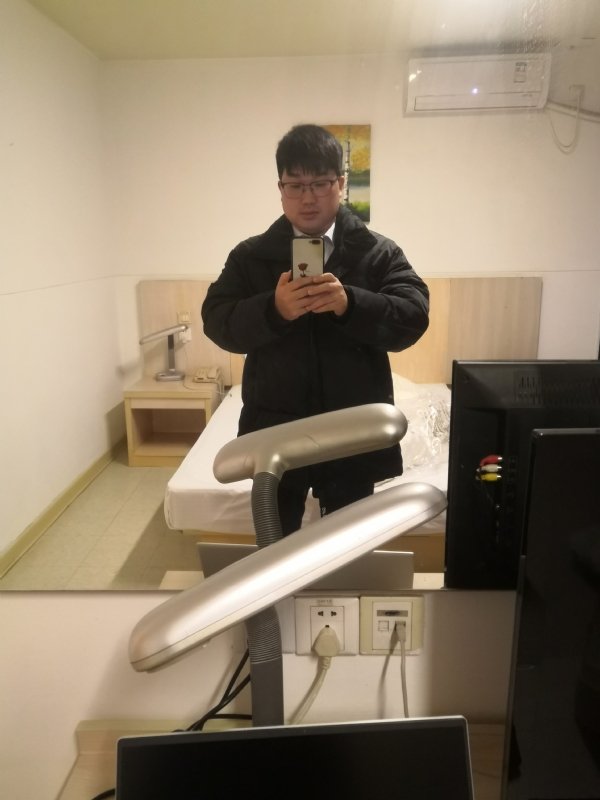 胡先生的第二张照片--邢台相亲服务中心