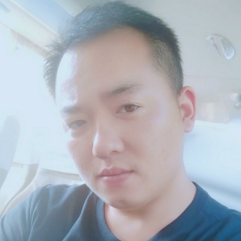 荒漠°的第一张照片--邢台相亲服务中心