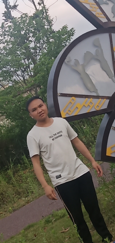 愉快的阳光的第一张照片--邢台相亲服务中心