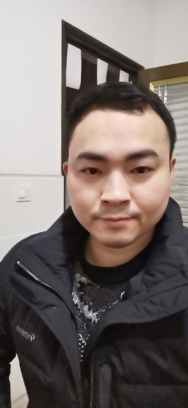 老实人的第一张照片--邢台相亲服务中心