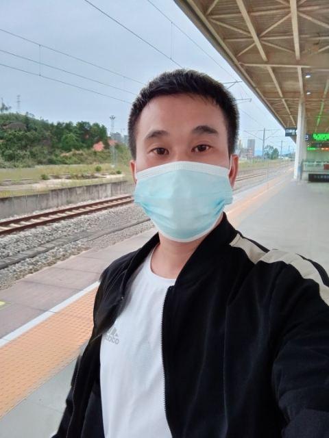 小李的第一张照片--邢台相亲服务中心