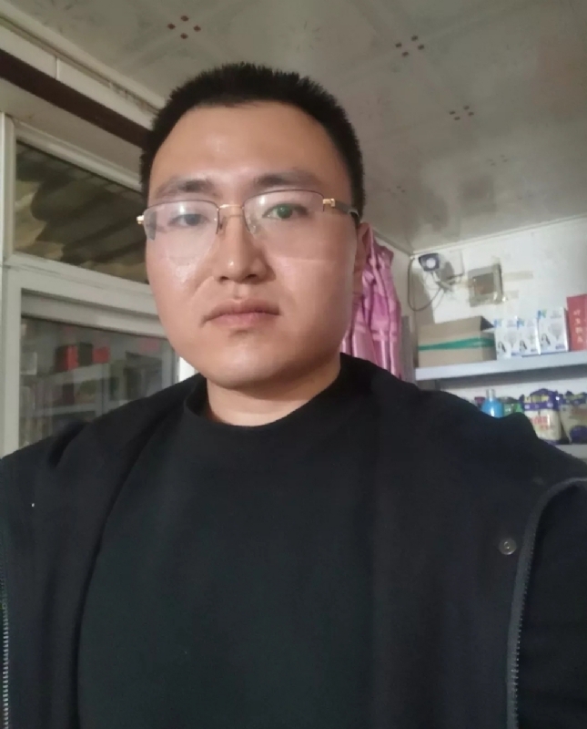 白杨的第二张照片--邢台相亲服务中心