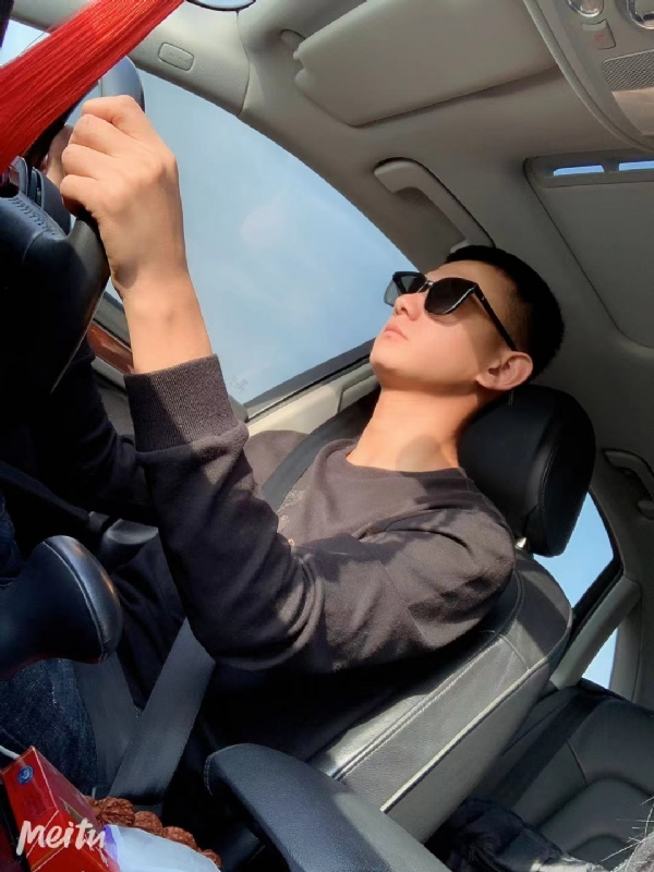 小五的第一张照片--邢台相亲服务中心