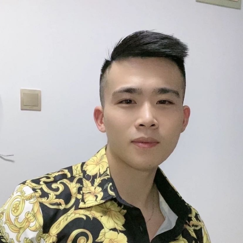 迷彩冲锋衣的第一张照片--邢台相亲服务中心