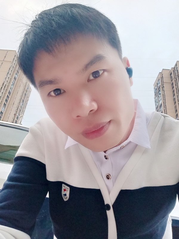 雨霁月清风的第一张照片--邢台相亲服务中心