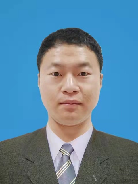 雨哥的第一张照片--邢台相亲服务中心