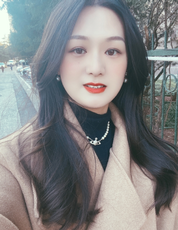 盧盈穎的第一张照片--邢台相亲服务中心