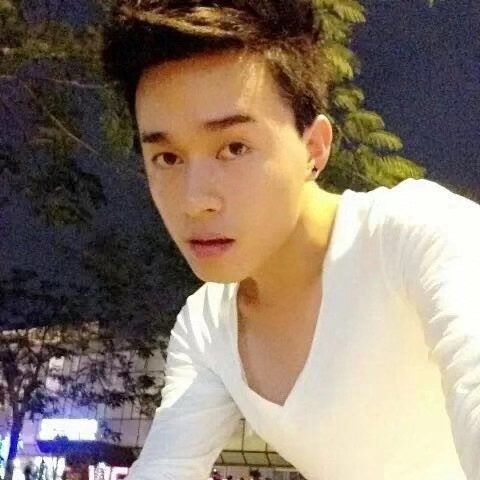 爱与不爱的第一张照片--邢台相亲服务中心