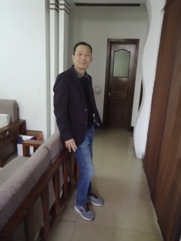 相亲相爱的第一张照片--邢台相亲服务中心