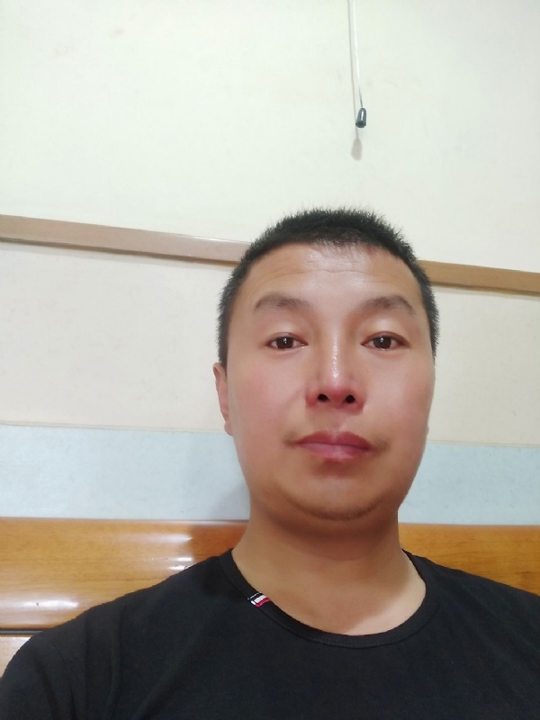 快乐的小鱼儿的第一张照片--邢台相亲服务中心