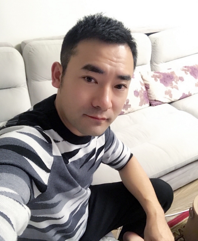 随风的第一张照片--邢台相亲服务中心