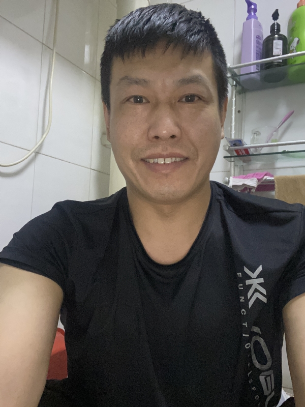 王先生的第一张照片--邢台相亲服务中心