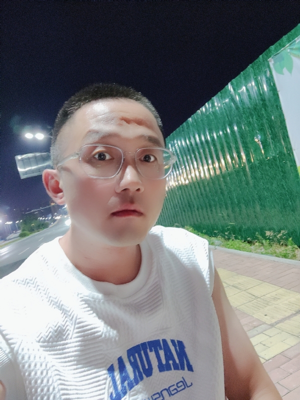 清风烈酒的第一张照片--邢台相亲服务中心