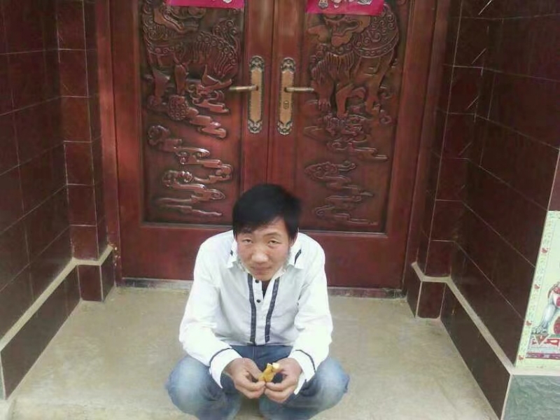 潘先生的第一张照片--邢台相亲服务中心