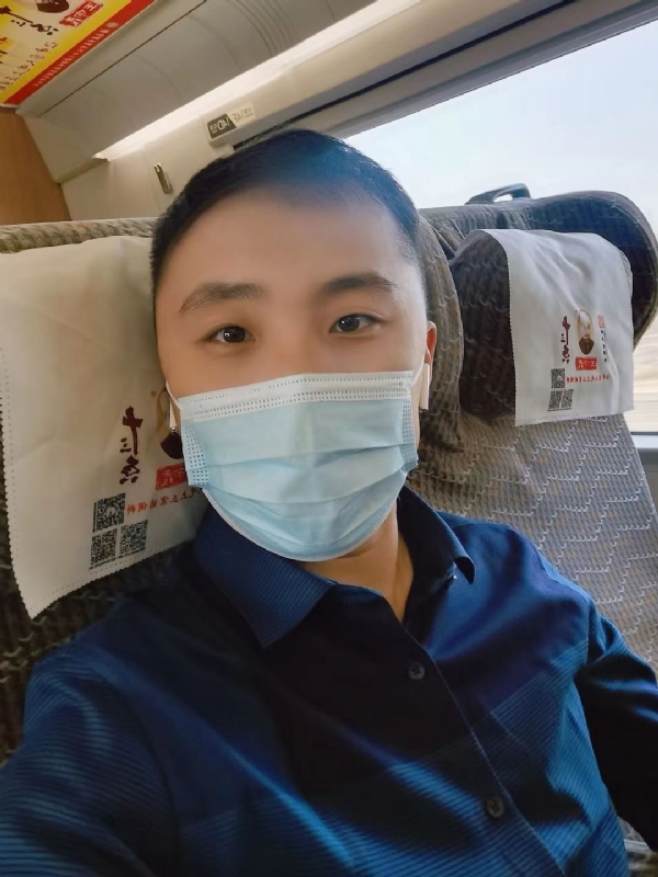 孤独的小屁猪的第二张照片--邢台相亲服务中心