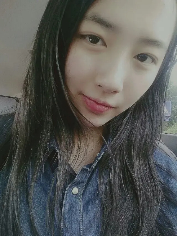 小她的第一张照片--邢台相亲服务中心