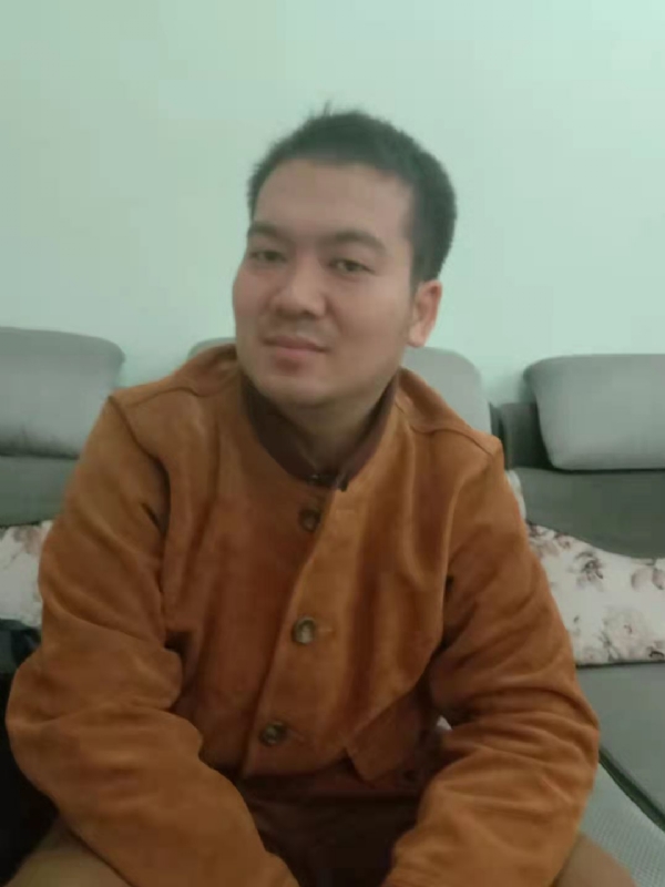 艺民的第一张照片--邢台相亲服务中心