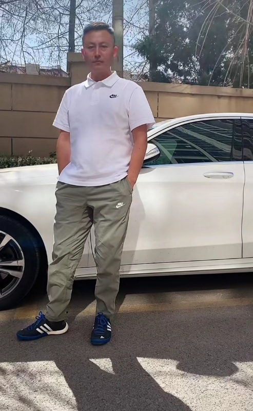 撕心裂肺的第一张照片--邢台相亲服务中心