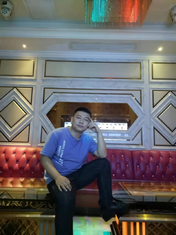 黄生的第四张照片--邢台相亲服务中心