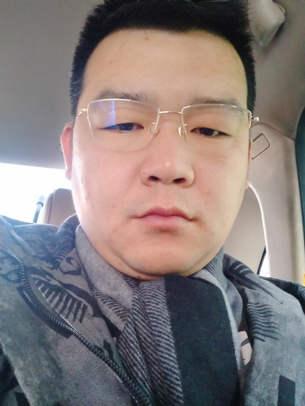 丶情歌的第一张照片--邢台相亲服务中心