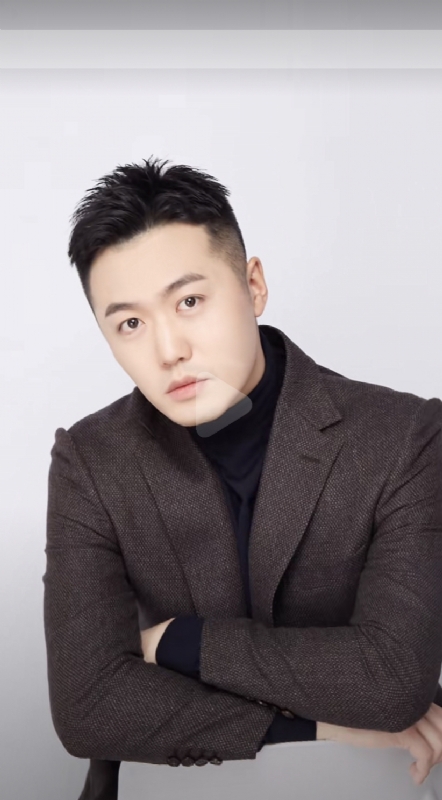 杨天枭的第三张照片--邢台相亲服务中心