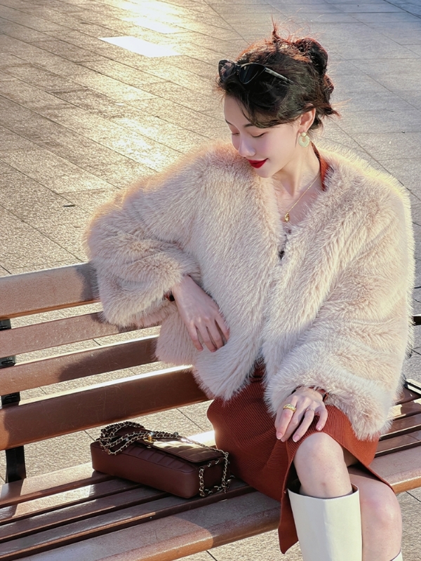 雷小姐的第一张照片--邢台相亲服务中心