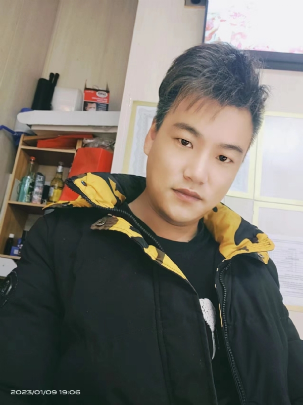 孤酒枕愁眼眠的第一张照片--邢台相亲服务中心