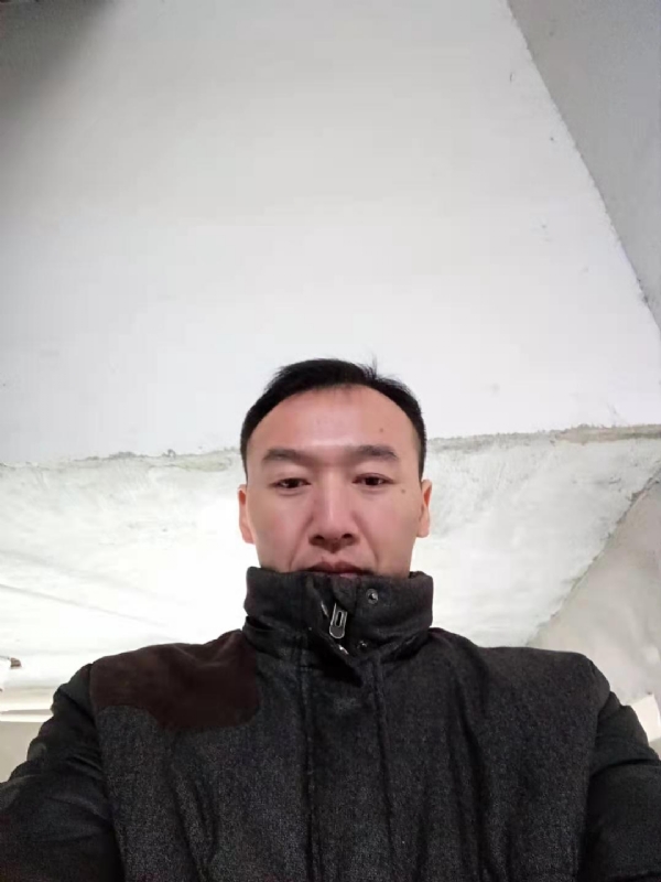 孤狼的第三张照片--邢台相亲服务中心