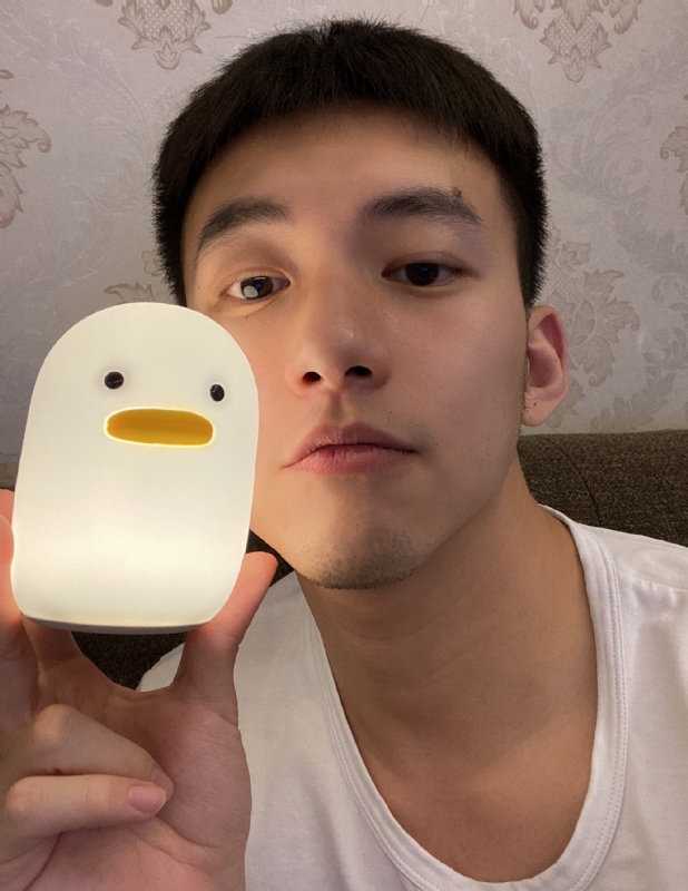 绝世大冤种的第三张照片--邢台相亲服务中心