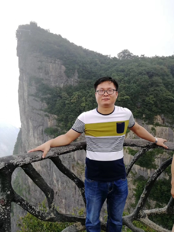 江汉的第一张照片--邢台相亲服务中心