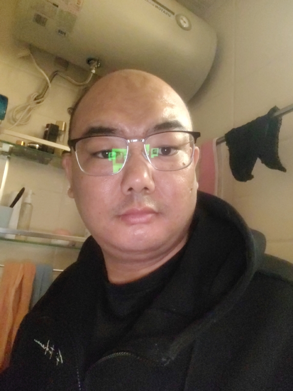 小胖子的第一张照片--邢台相亲服务中心