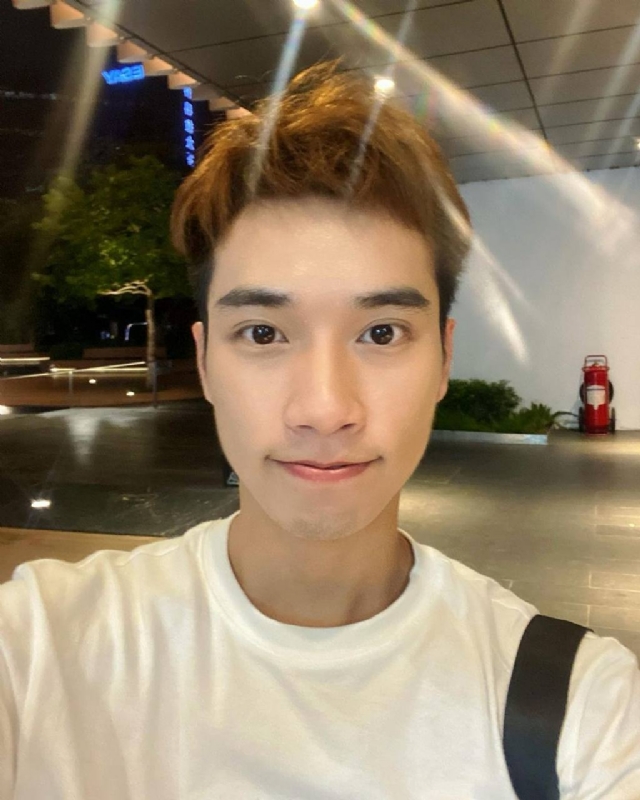 油菜花的第一张照片--邢台相亲服务中心