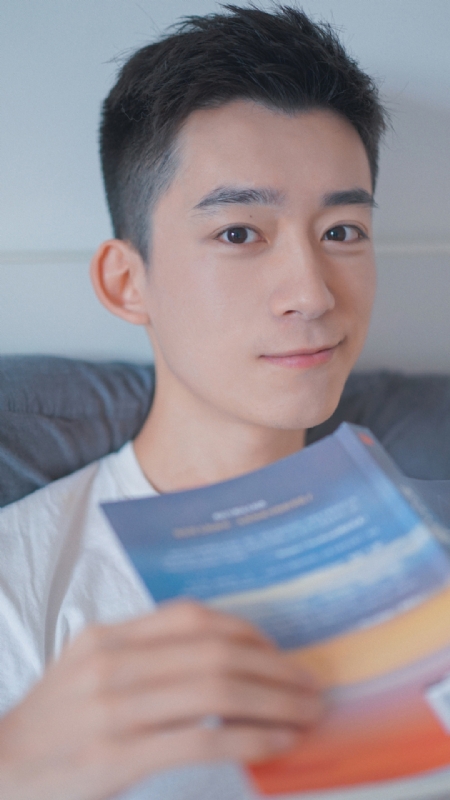 顾飞的第四张照片--邢台相亲服务中心