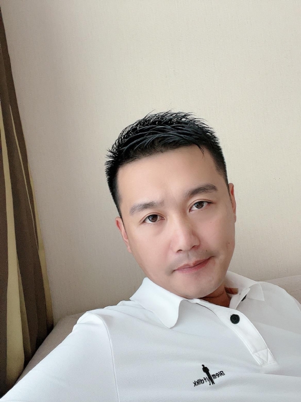 笑望人非的第一张照片--邢台相亲服务中心