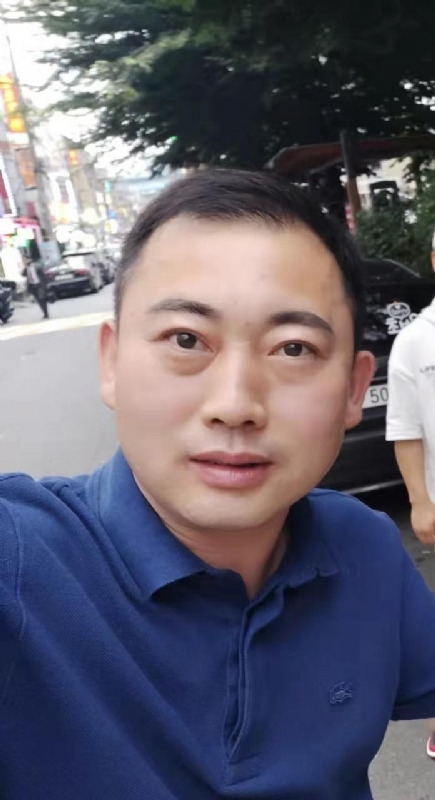 李龙的第二张照片--邢台相亲服务中心