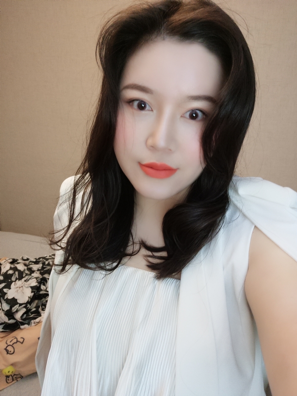 璐璐的第一张照片--邢台相亲服务中心