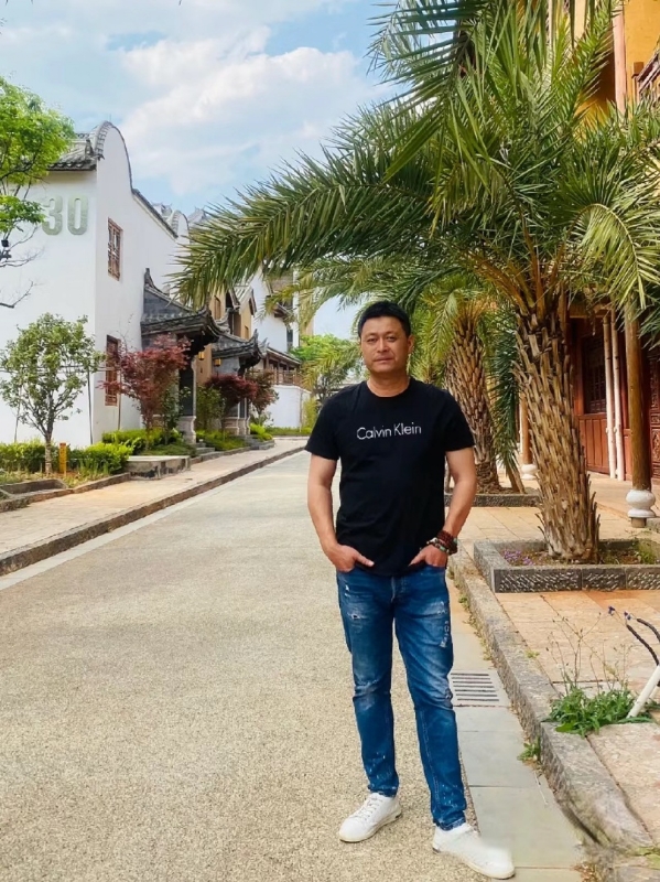 莪、蓶伱专属的第一张照片--邢台相亲服务中心