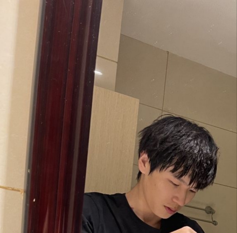 无眠的第一张照片--邢台相亲服务中心