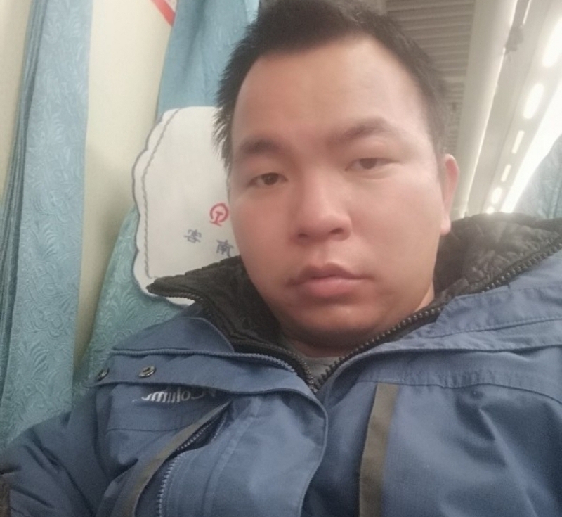 淡定的第一张照片--邢台相亲服务中心