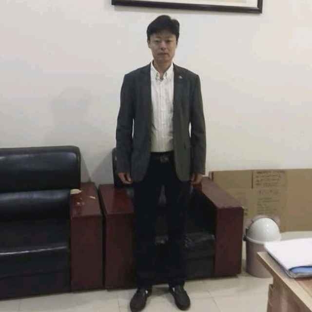 蓝天白云的第一张照片--邢台相亲服务中心