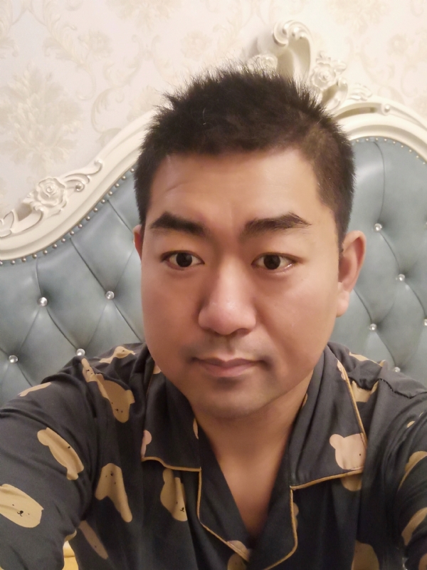 曾经的第一张照片--邢台相亲服务中心