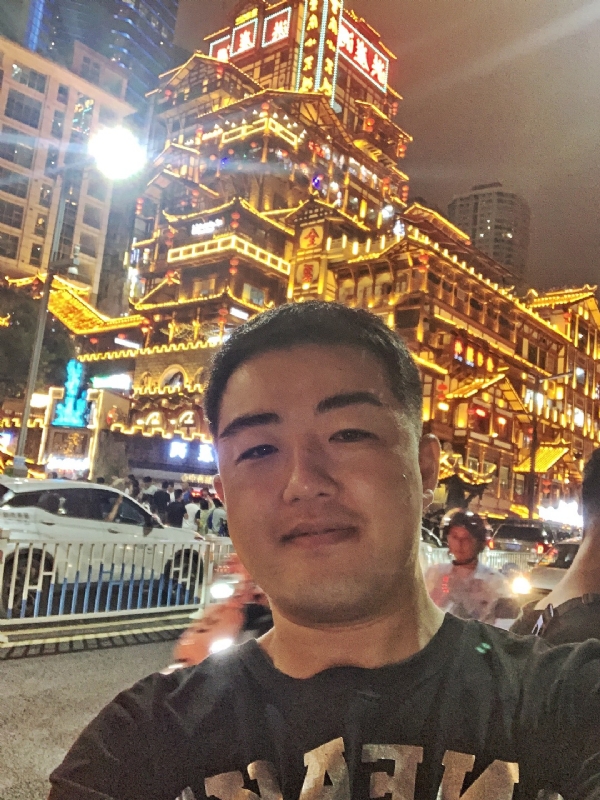 钢铁侠的第一张照片--邢台相亲服务中心