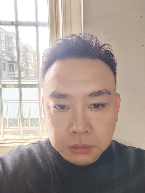 爱人先爱己的第一张照片--邢台相亲服务中心