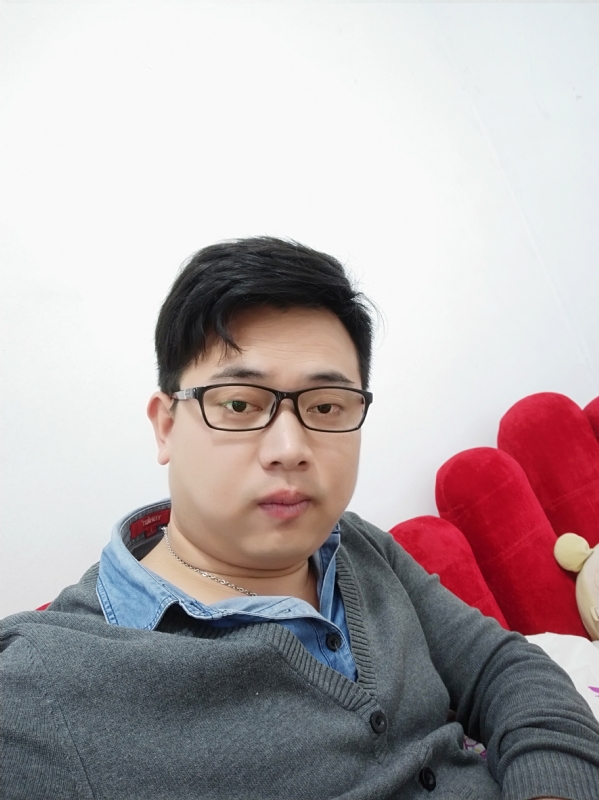 何必在亿的第一张照片--邢台相亲服务中心