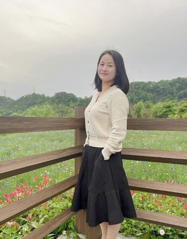 琴儿的第一张照片--邢台相亲服务中心