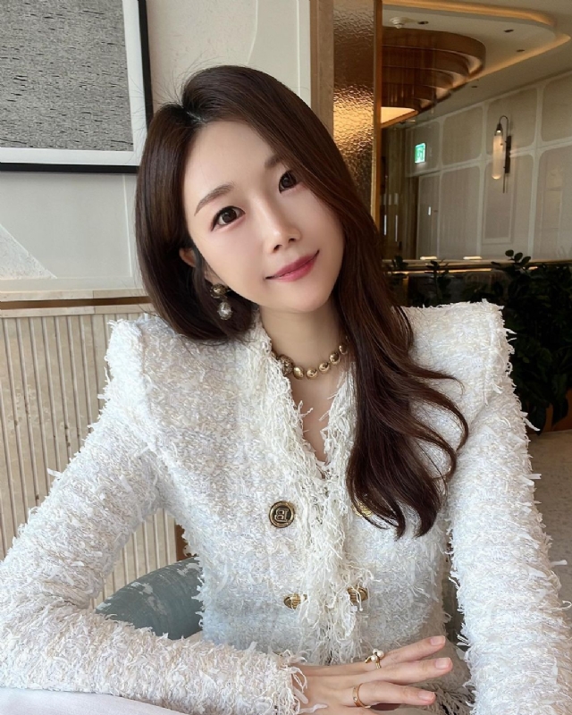 惠然的第一张照片--邢台相亲服务中心