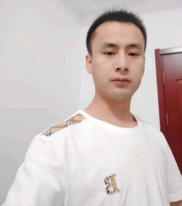 海阔天空的第一张照片--邢台相亲服务中心